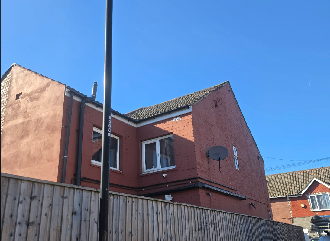 Side extension fascia and guttering repair in Barnsley
